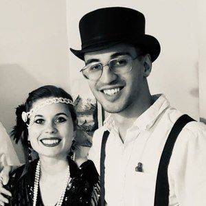 Meet your Posher, Lora